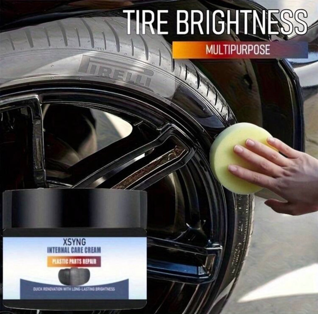 Car interior renovation wax with free cleaning sponge