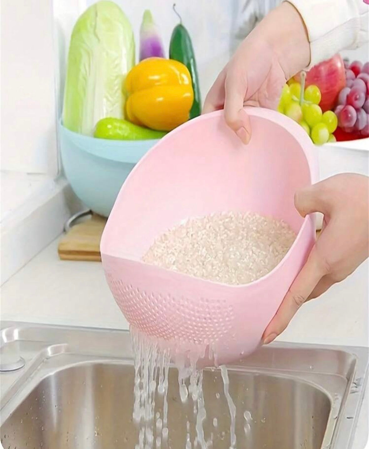 Water draining washing bowl