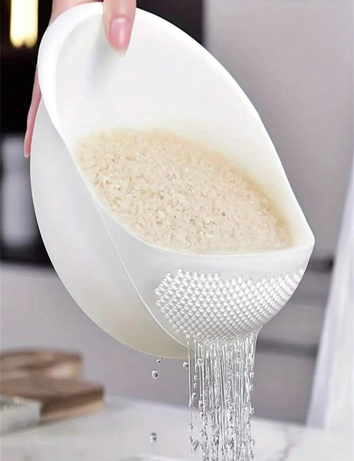 Water draining washing bowl
