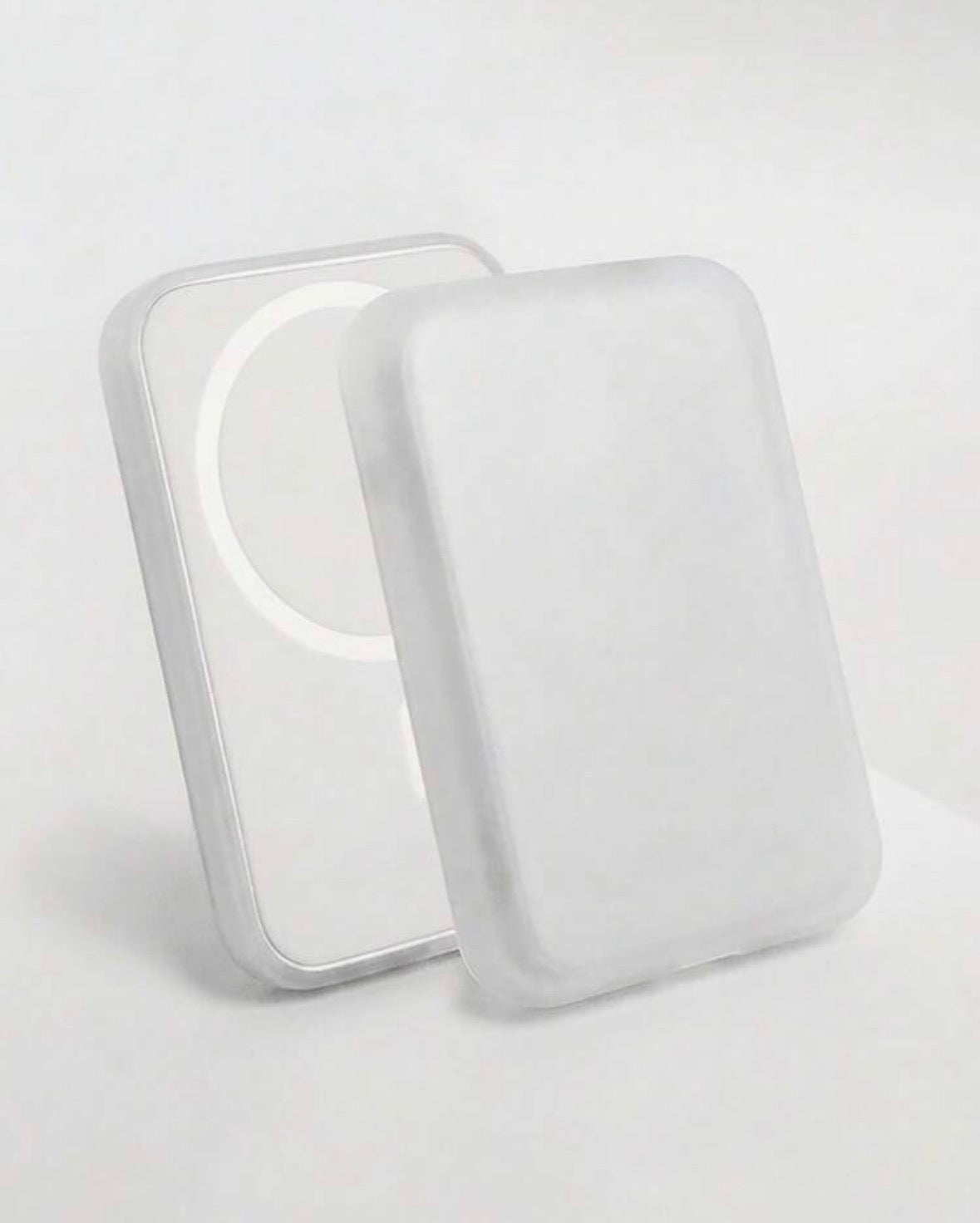 Magnetic phone case charger