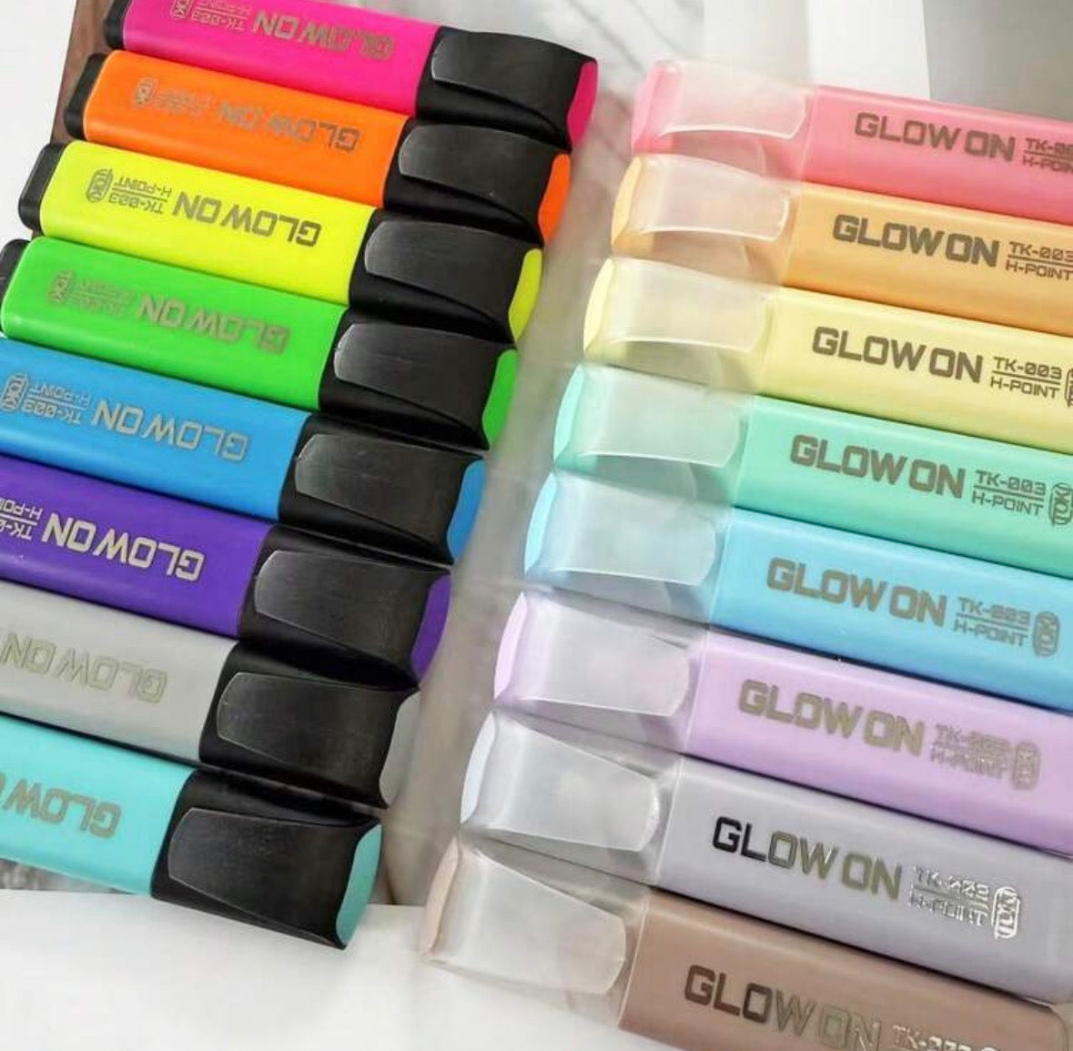 16 piece neon and pastel colored highlighters