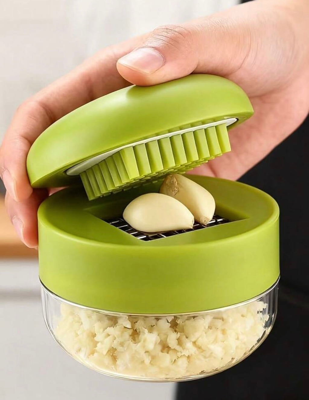 Garlic press grinder