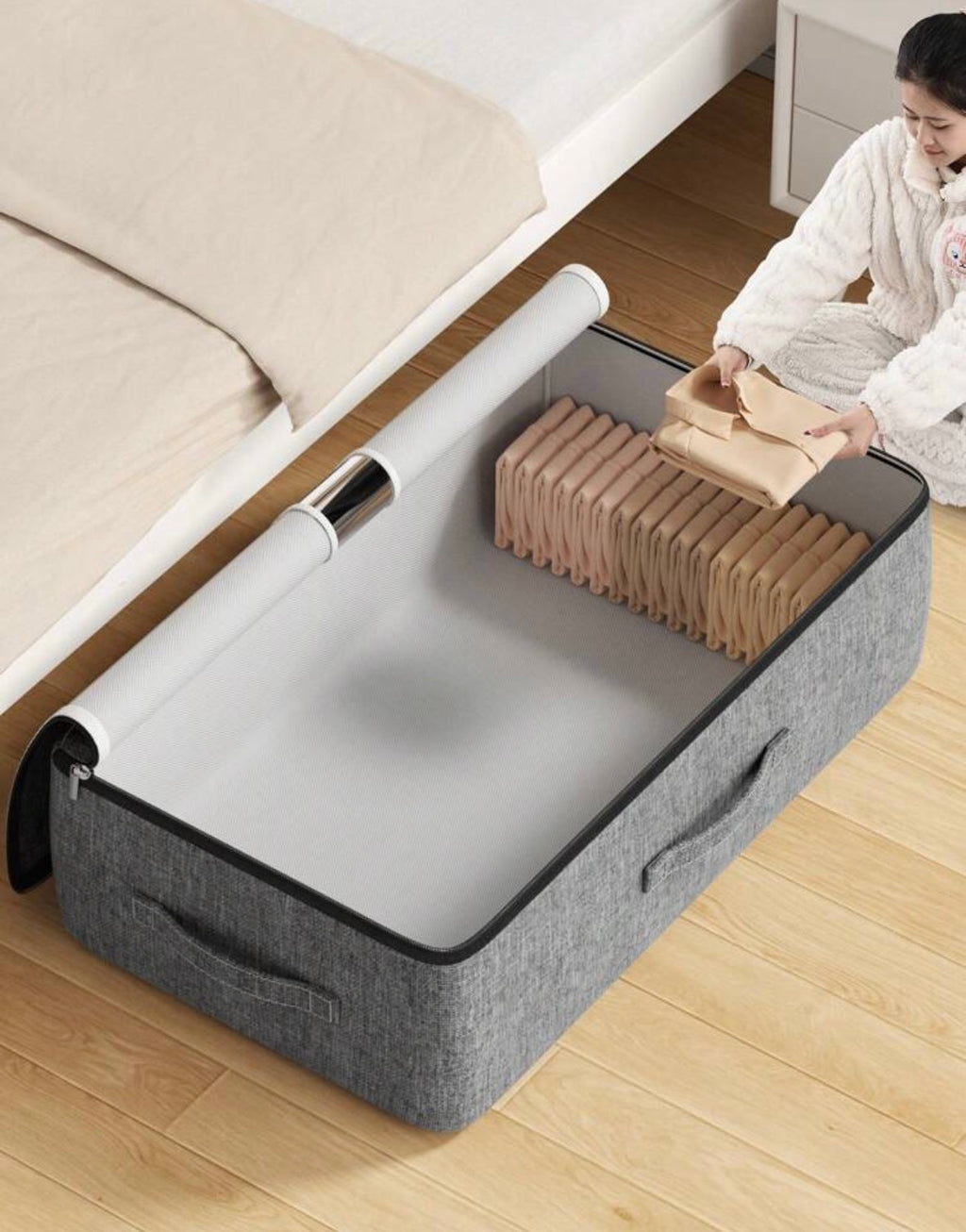 Under bed storage bag
