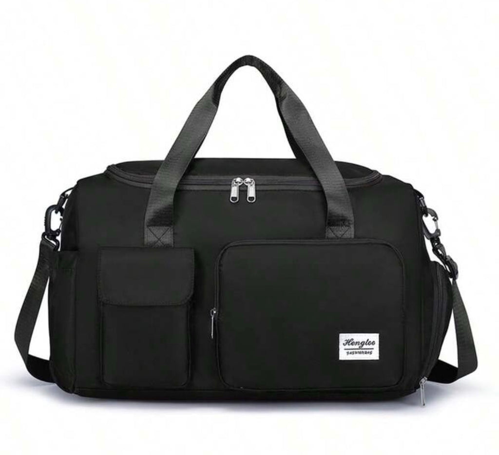 Travel/gym bag with many compartments
