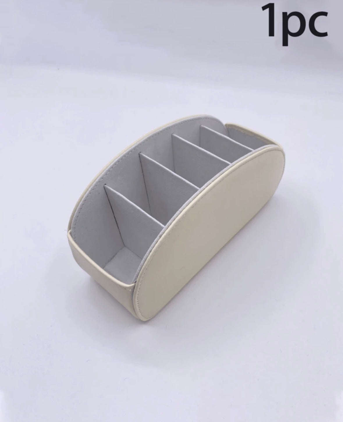 Remote control organizer