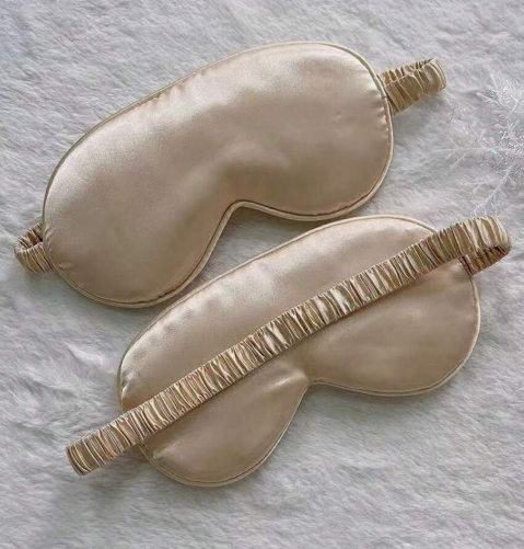 Luxurious silk sleeping mask
