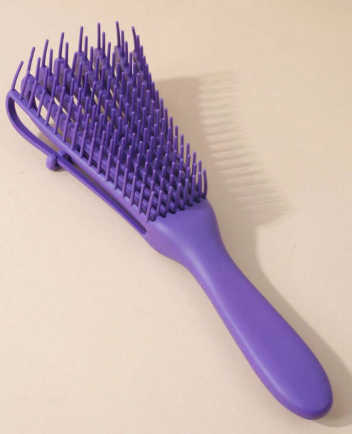 Detangling hairbrush for curly hair