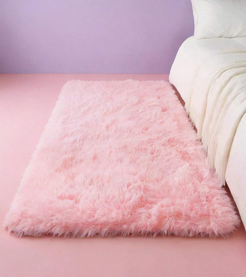 Aesthetic plush carpet